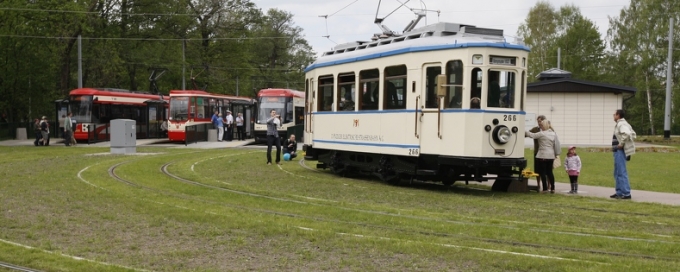 Przebudowa torowisk w ul. Pomorskiej  i na Pętli Jelitkowo - odcinek od ul. Chłopskiej do Pętli Jelitkowo 