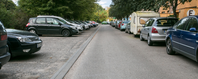 Wymiana asfaltu na ulicy Pilotów na osiedlu Zaspa Młyniec w Gdańsku