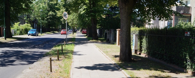 Remont istniejącego chodnika przy ul. Piastowskiej (odcinek od ul. Beniowskiego do ul. Poznańskiej)