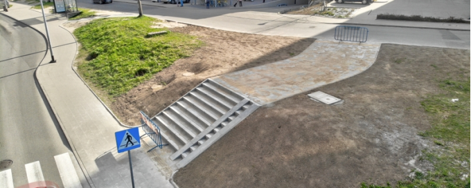 Budowa ciągu pieszego od ul. Otwartej do przejścia dla pieszych i przystanku autobusowego na ul. Powstańców Warszawskich w ramach BO 2019