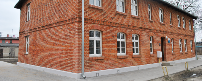 Kompleksowy remont z dociepleniem budynku gminnego przy ul. Dickensa 2 w Gdańsku wraz z wymianą stolarki okiennej