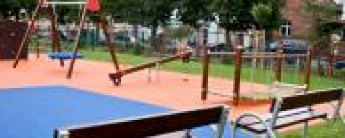 Plac zabaw przy Szkole Podstawowej nr 65 w Gdańsku przy ul. Śluzy 6 - Radosna Szkoła