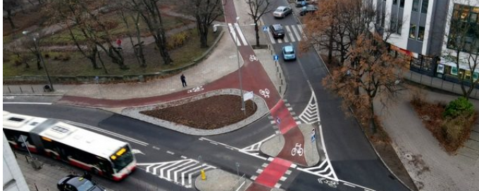 Budowa trasy rowerowej wzdłuż ul. Dmowskiego 