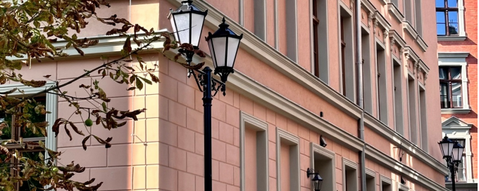 Termomodernizacja, zmiana sposobu ogrzewania, przebudowa lokalu użytkowego oraz lokali mieszkalnych w celu ich usamodzielnienia w budynku gminnym przy ul. Na Stoku 40 