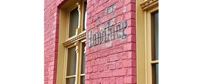 Termomodernizacja, zmiana sposobu ogrzewania, przebudowa lokali mieszkalnych w celu ich usamodzielnienia w budynku gminnym przy ul. Na Stoku 25