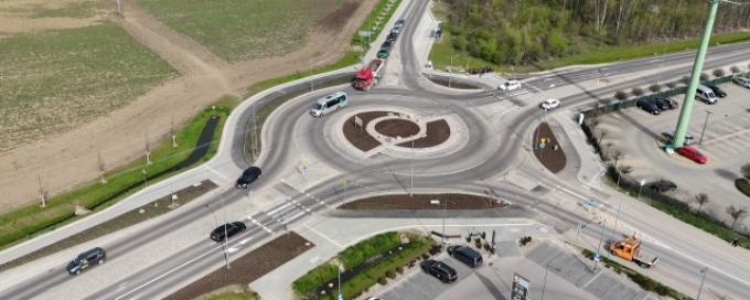 Budowa ronda u zbiegu ul. Czerskiej, Niepołomickiej i Starogardzkiej 
