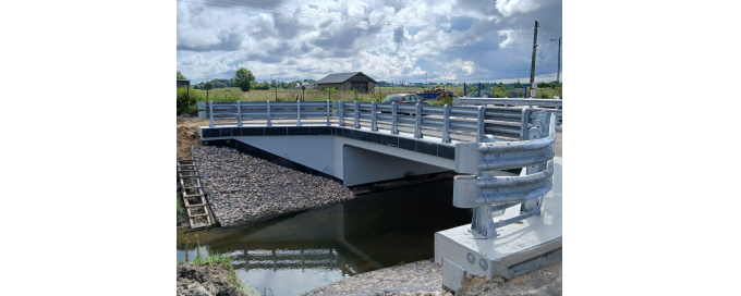 Przebudowa mostów nad kanałem melioracyjnym usytuowanych przy ul. Wołyńskiej 19 oraz ul. Wołyńskiej 25 